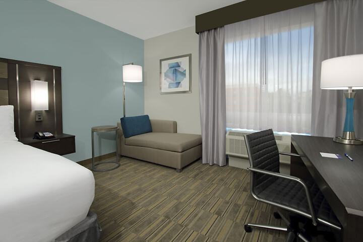 Room 47 of 115