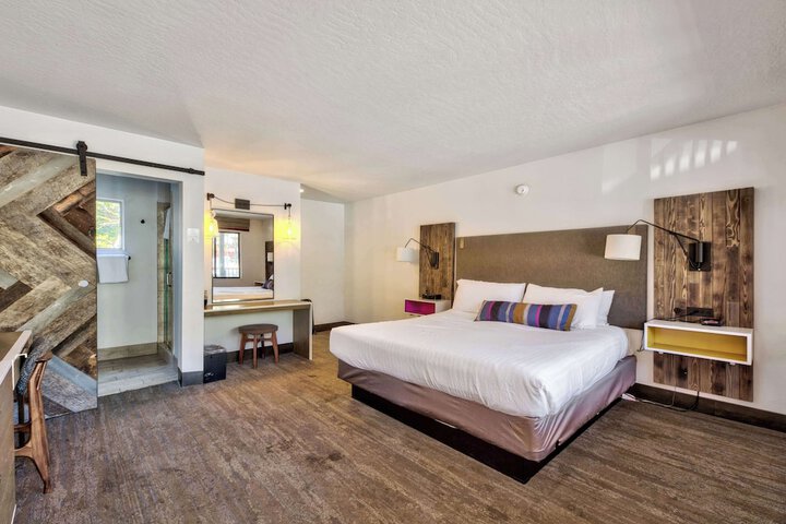 Hotel Becket BW Signature Collection