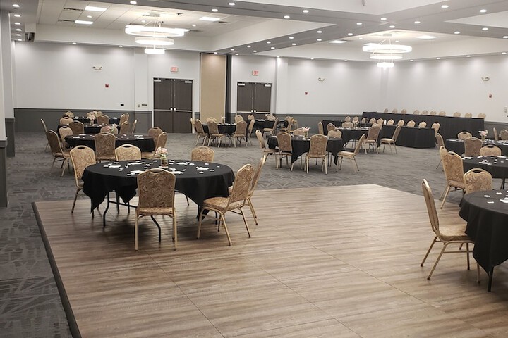 Ballroom/Hall 61 of 67