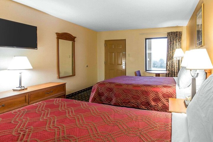 Econo Lodge Dalton West