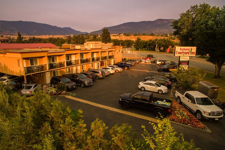 Sahara Courtyard Inn Penticton