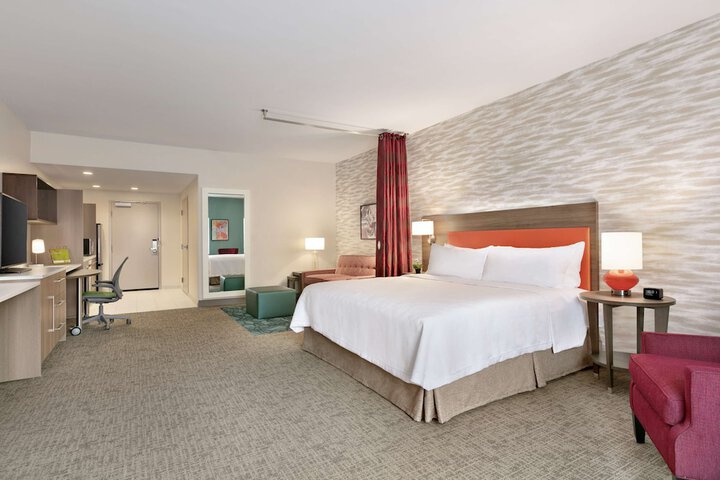 Room 34 of 43