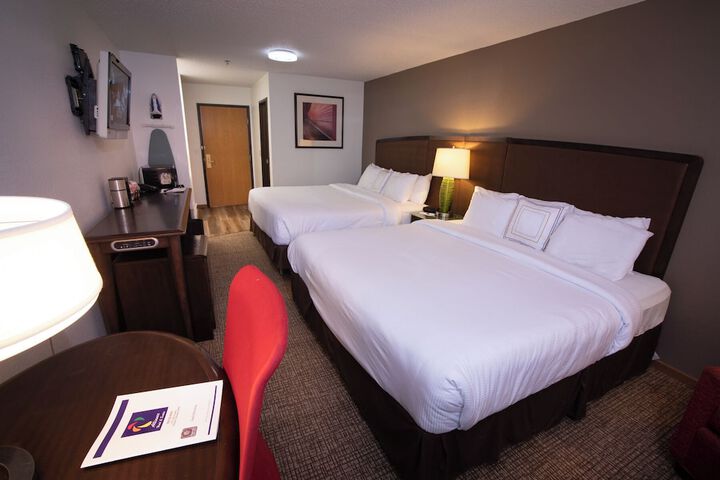 Room 14 of 30