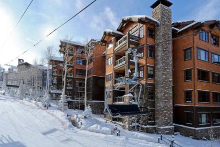 Hotel 5 of 252
