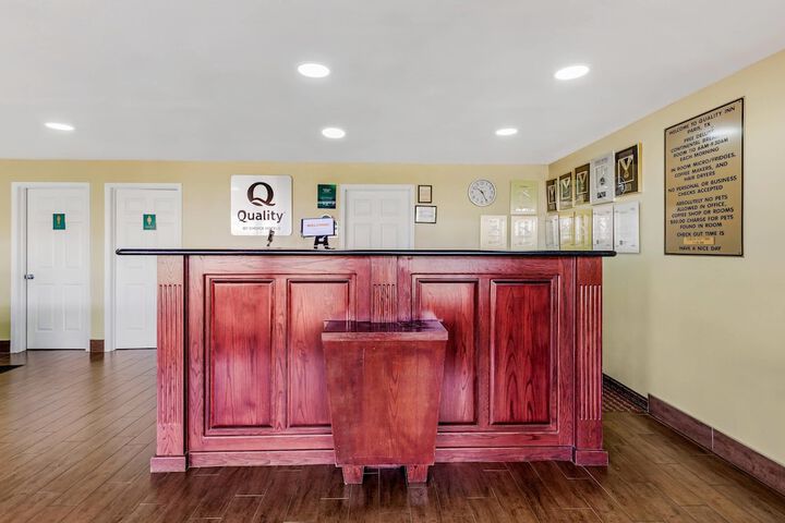 Quality Inn Paris
