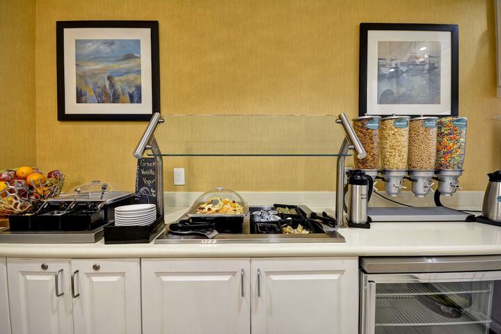 Breakfast/Coffee Service 39 of 49