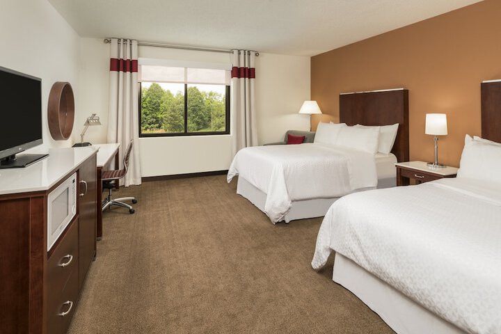 Four Points by Sheraton Boston Logan Airport Revere