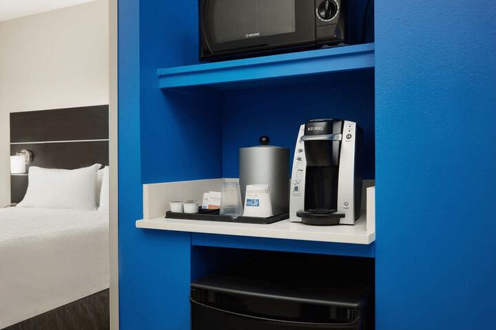 Holiday Inn Express & Suites Valdosta West - Mall Area by IHG