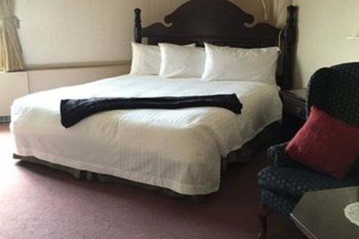 Travelodge by Wyndham Conference Centre & Suites Whitecourt
