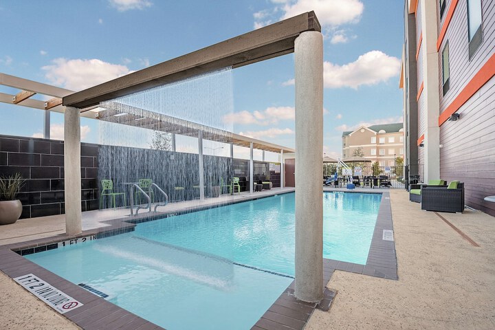 Pool 5 of 39