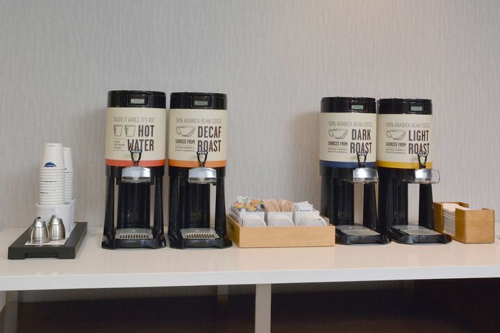 Breakfast/Coffee Service 64 of 79