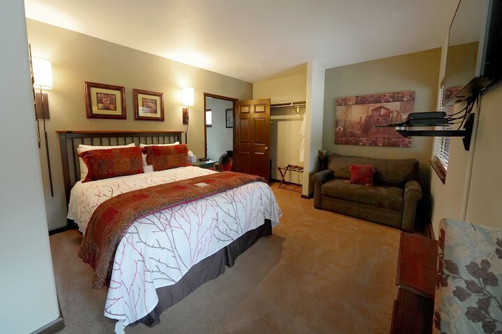 Frisco Inn on Galena Street