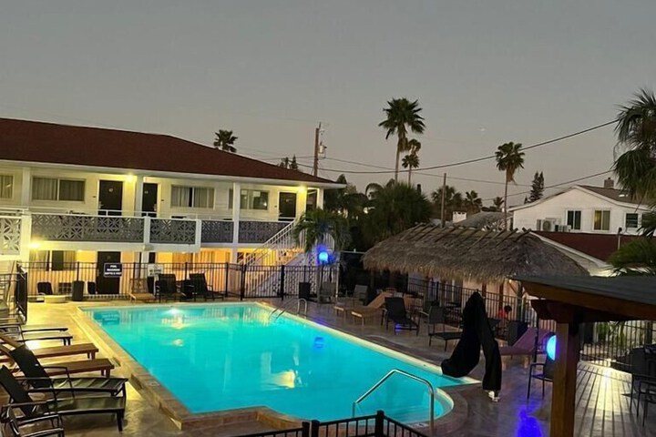 Holiday Isles Resort