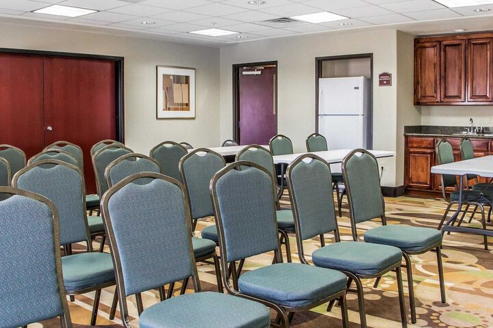 Comfort Inn & Suites Perry I-35
