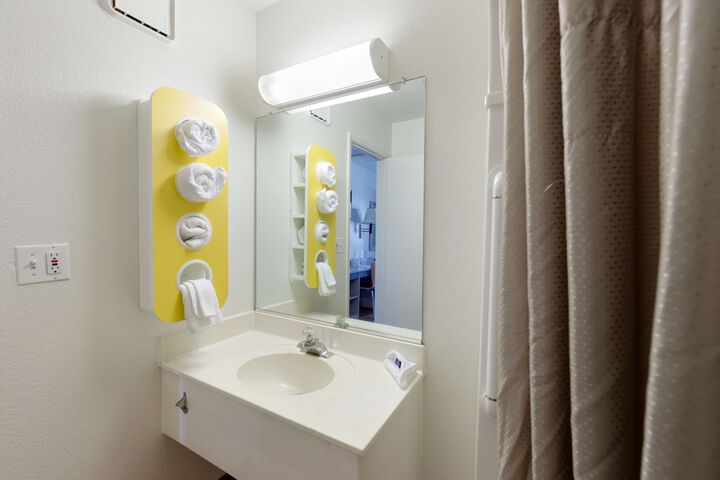 Room 29 of 34