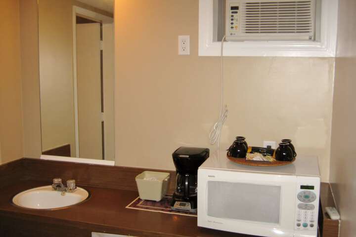 Room 52 of 71