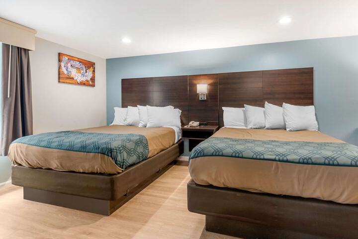 Quality Inn & Suites Lincoln I-93