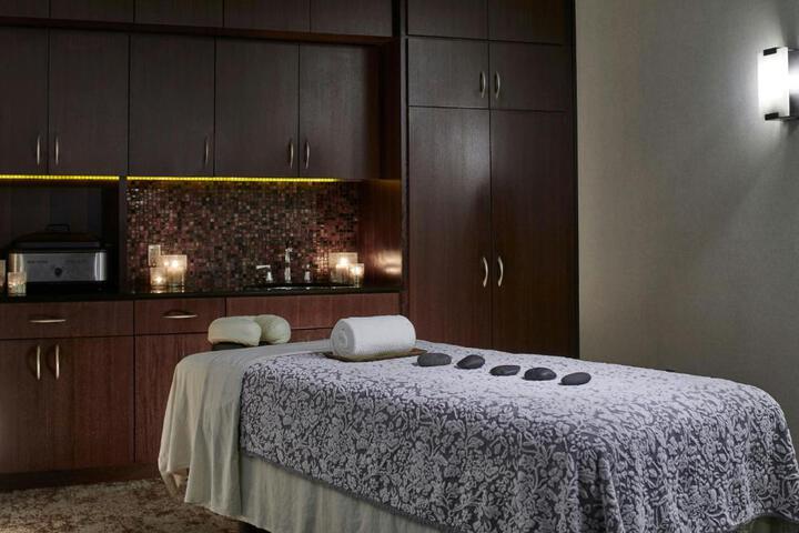 The Battle House Renaissance Mobile Hotel & Spa