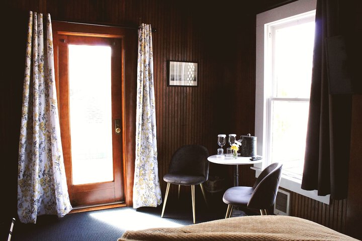 Room 37 of 115