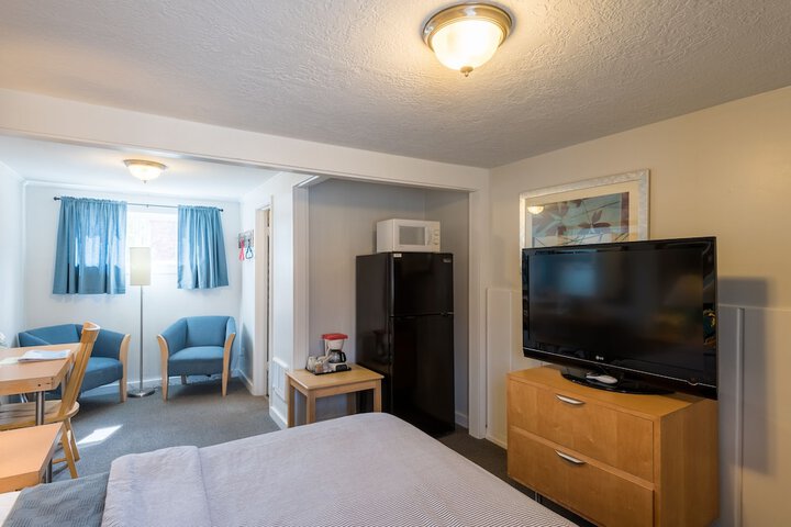 Room 52 of 72