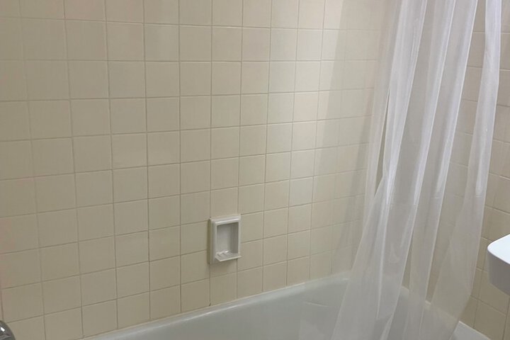 Room 47 of 86