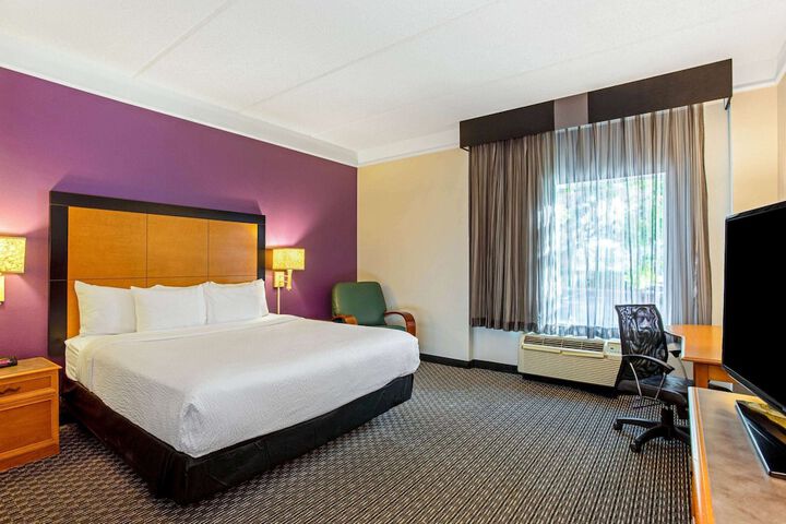 Room 20 of 53
