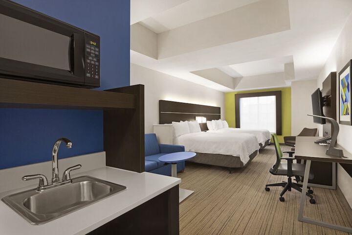 Room 15 of 31