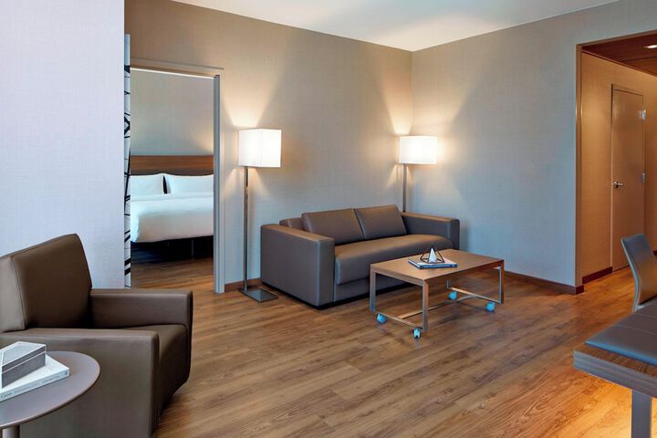 Room 26 of 59