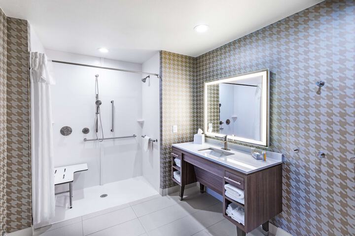 Home2 Suites by Hilton Midland East