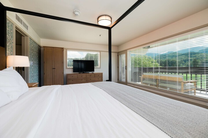 Room 16 of 109