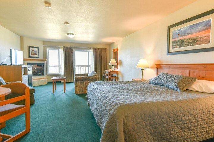 Room 177 of 233