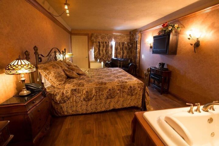 Room 44 of 72