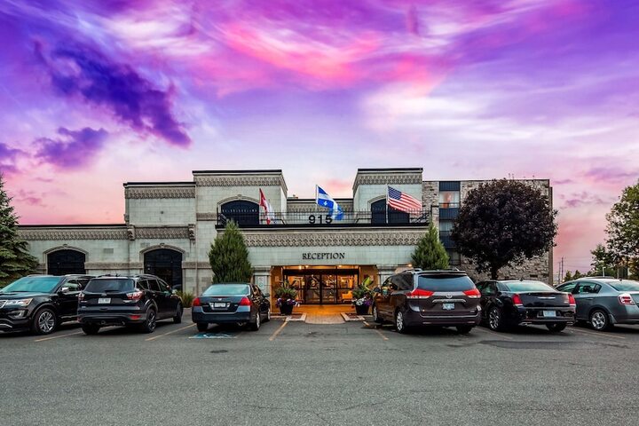 Hotel 4 of 53