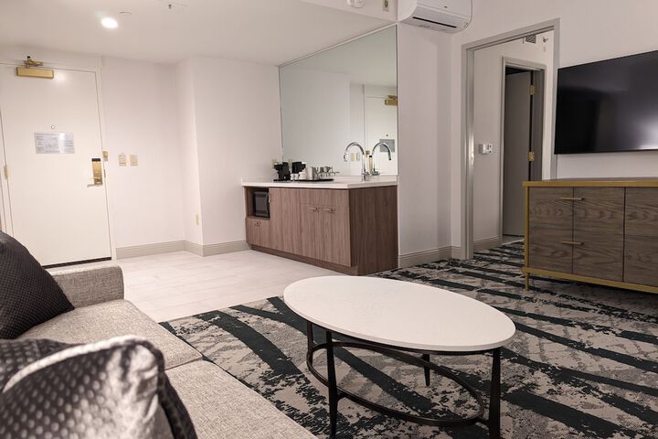 Room 19 of 70