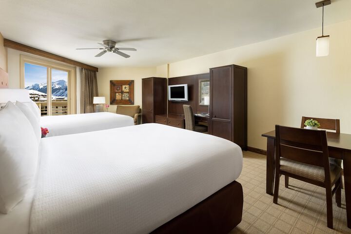Room 37 of 102