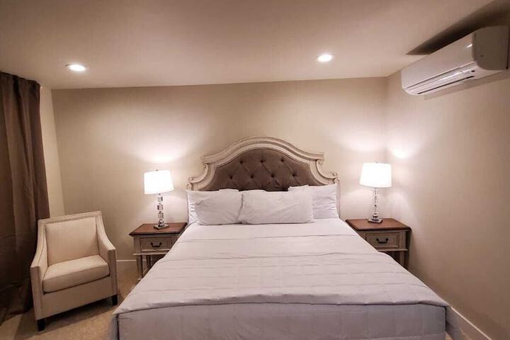 Room 14 of 25