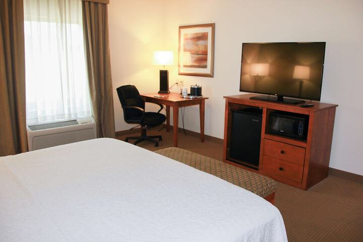 Room 28 of 48