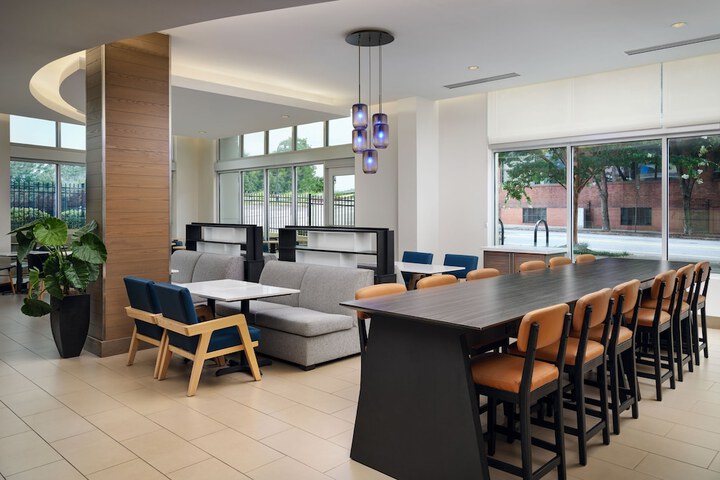 Hyatt House Atlanta Downtown