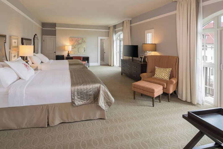 Room 28 of 70