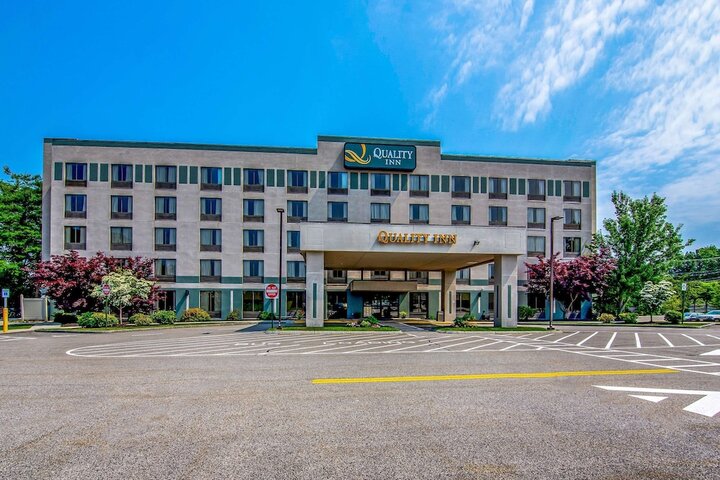 Hotel 3 of 29