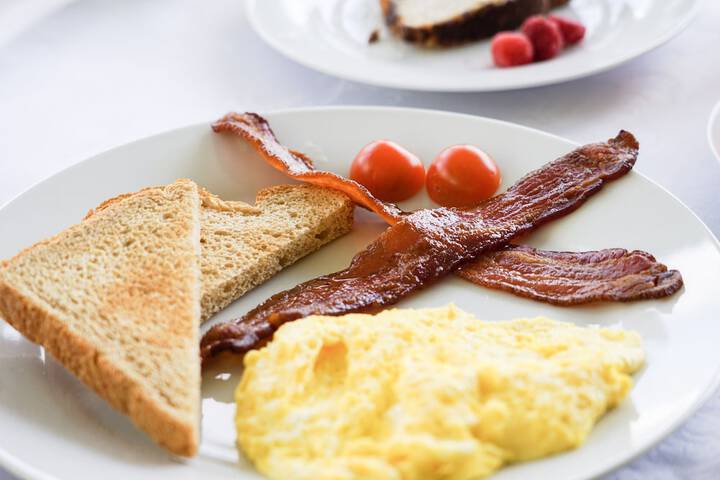 Breakfast/Coffee Service 104 of 134