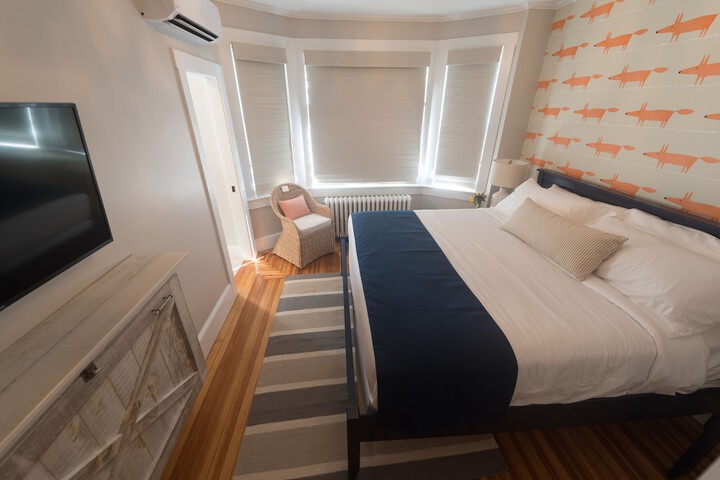 Room 16 of 59