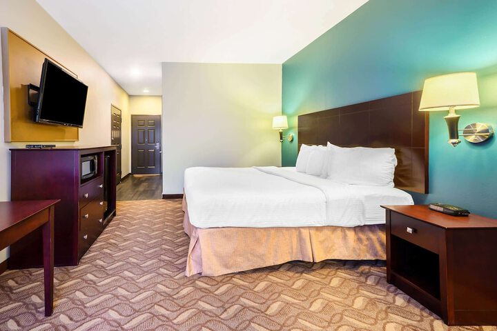 Room 15 of 29
