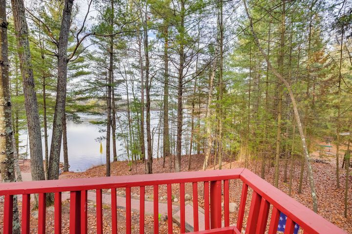 Lakefront Rhinelander Cabin w / Dock & Fire Pit!