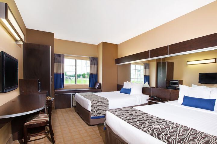 Room 14 of 32
