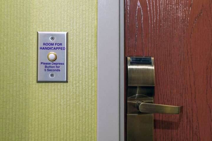 Room 30 of 58