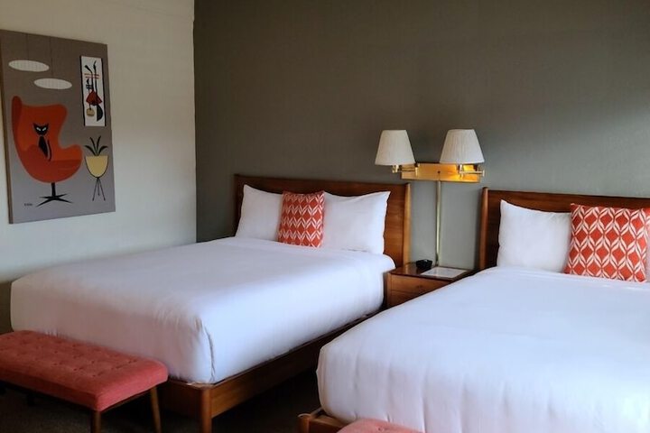 Contenta Inn