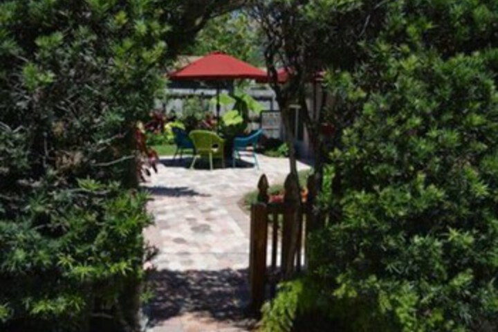 Two-bedroom Apartment at Villa Tunis