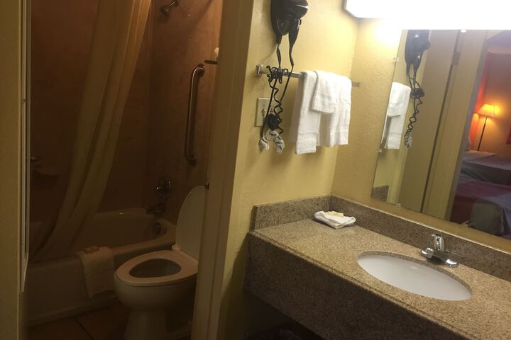 Room 42 of 48