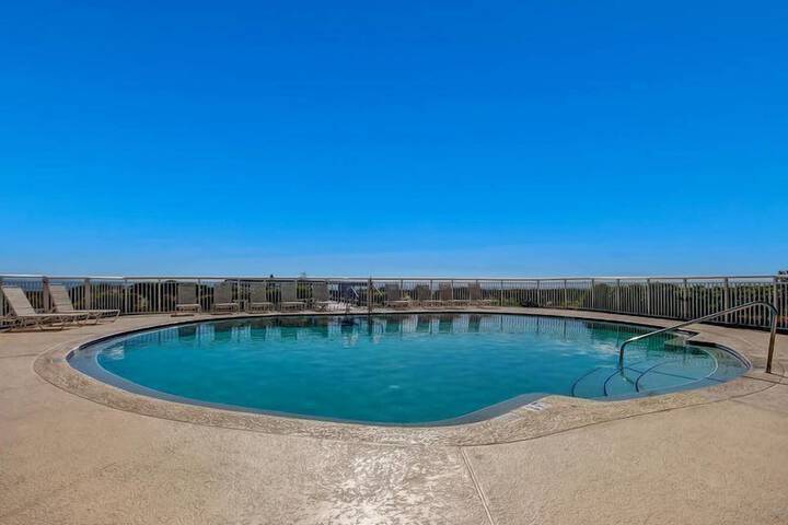 Pool 8 of 38